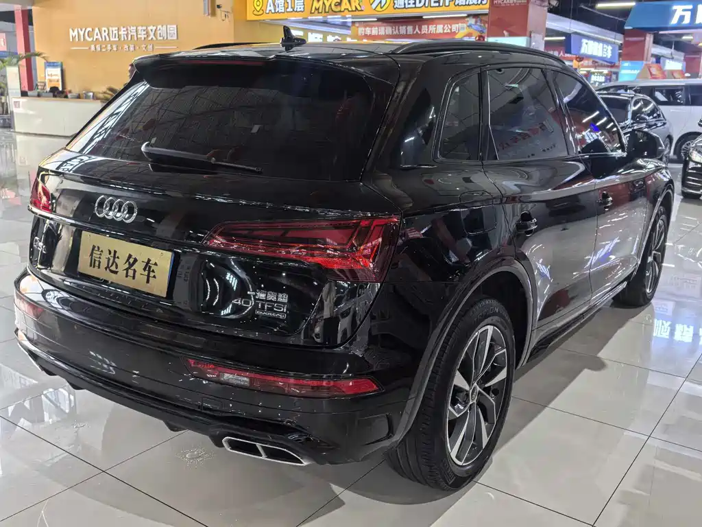 Audi Q5L 2023 — фото 16
