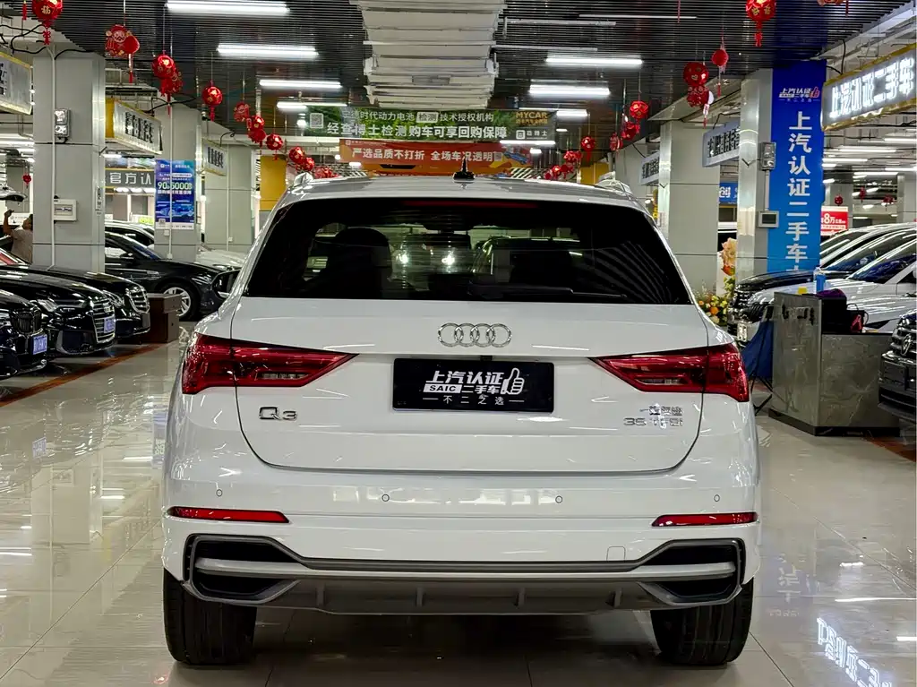 Audi Q3 2023 — фото 10