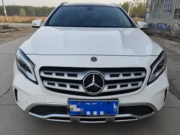Mercedes-Benz GLA 2017