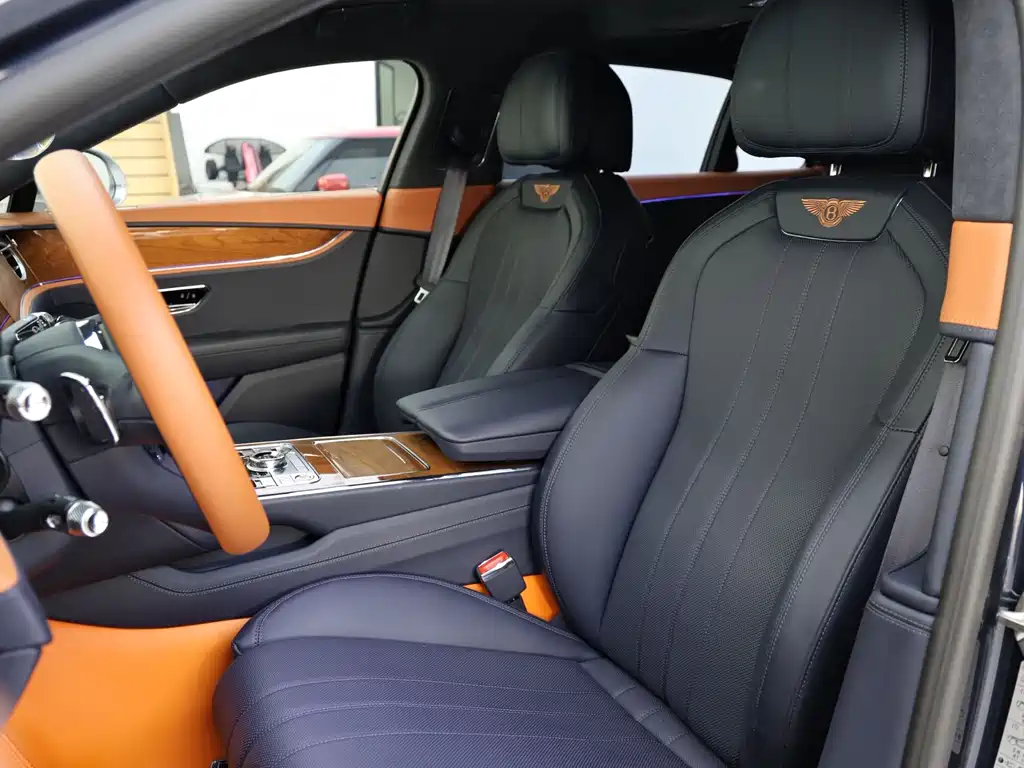 Bentley Flying Spur PHEV 2023 — фото 12