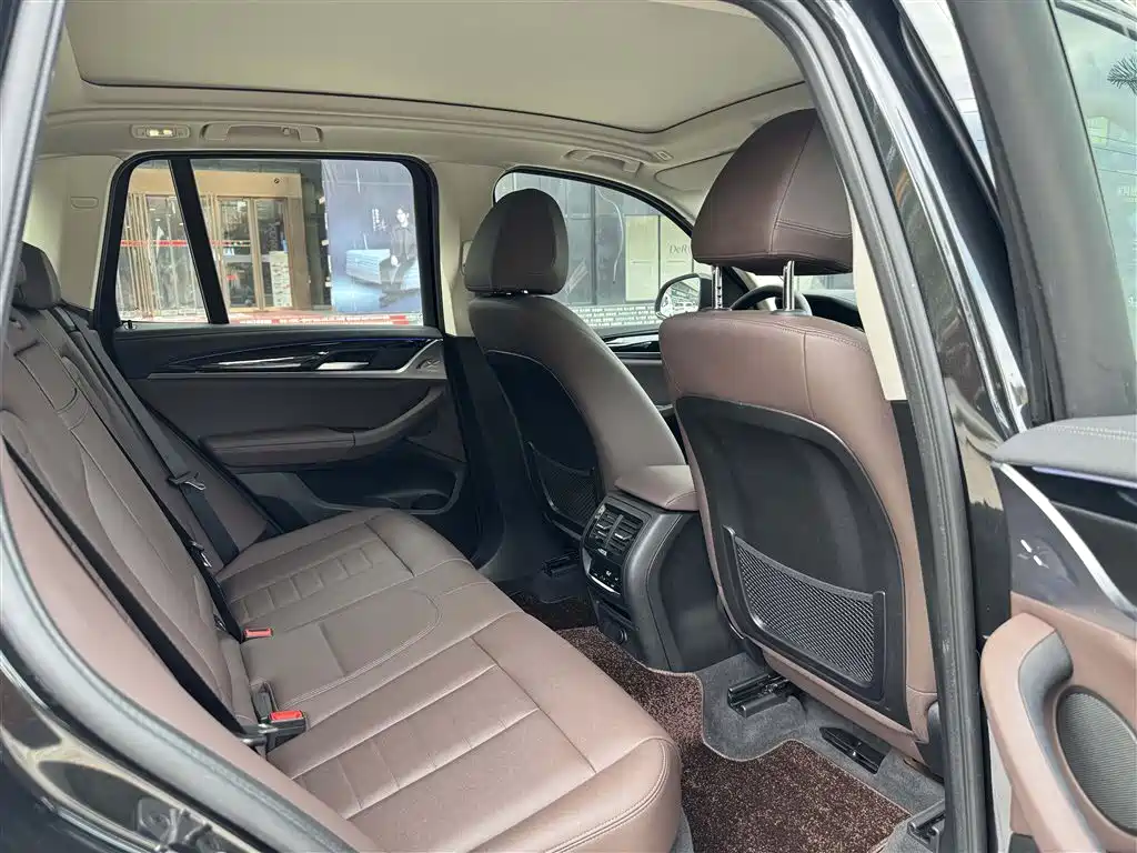BMW X3 2018 — фото 10