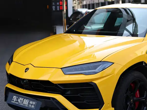 Lamborghini Urus 2020