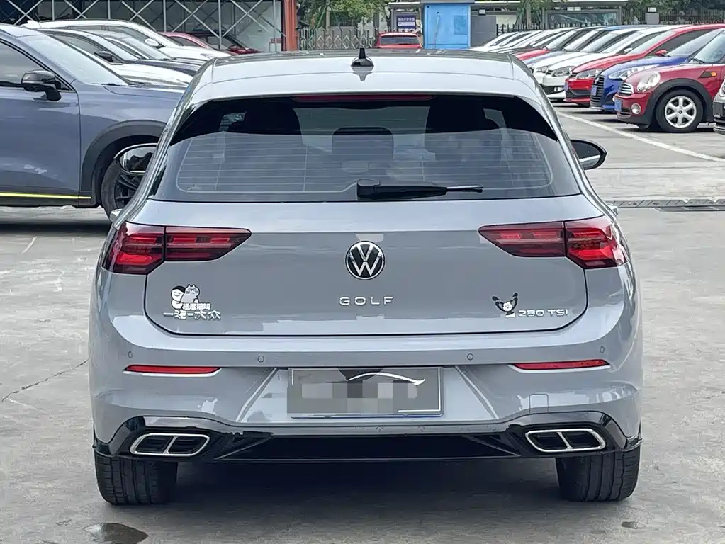 Volkswagen Golf 2023