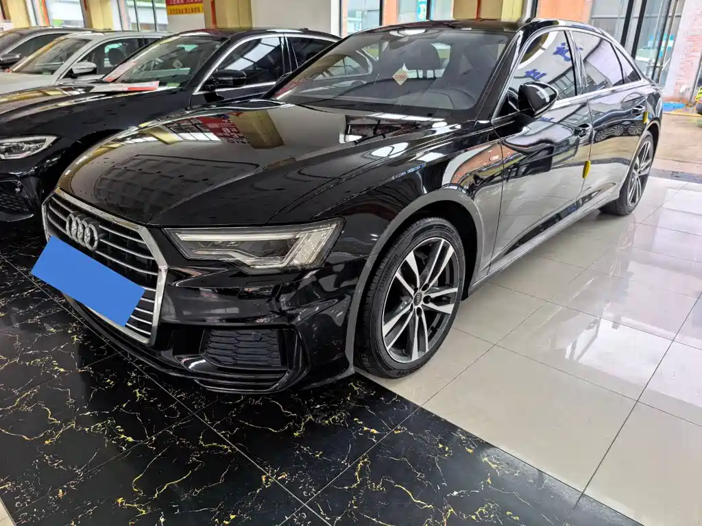 Audi A6L 2022