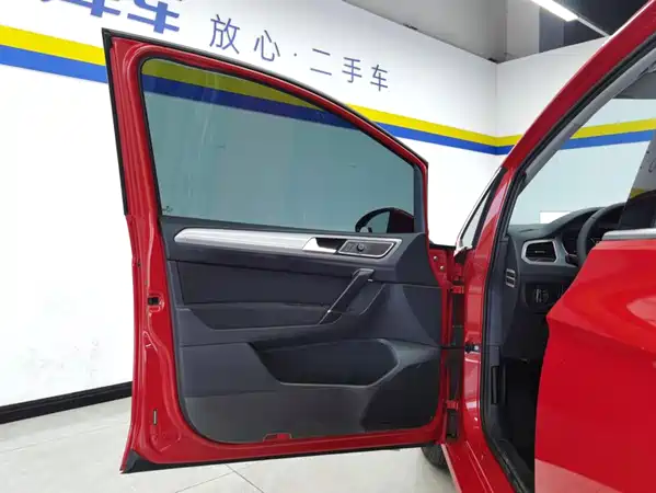 Volkswagen Golf Jialu 2016