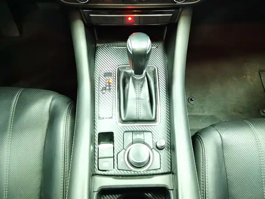Mazda Atenza 2020 — фото 16