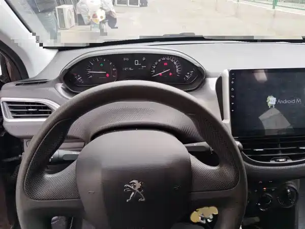 Peugeot 2008 2014