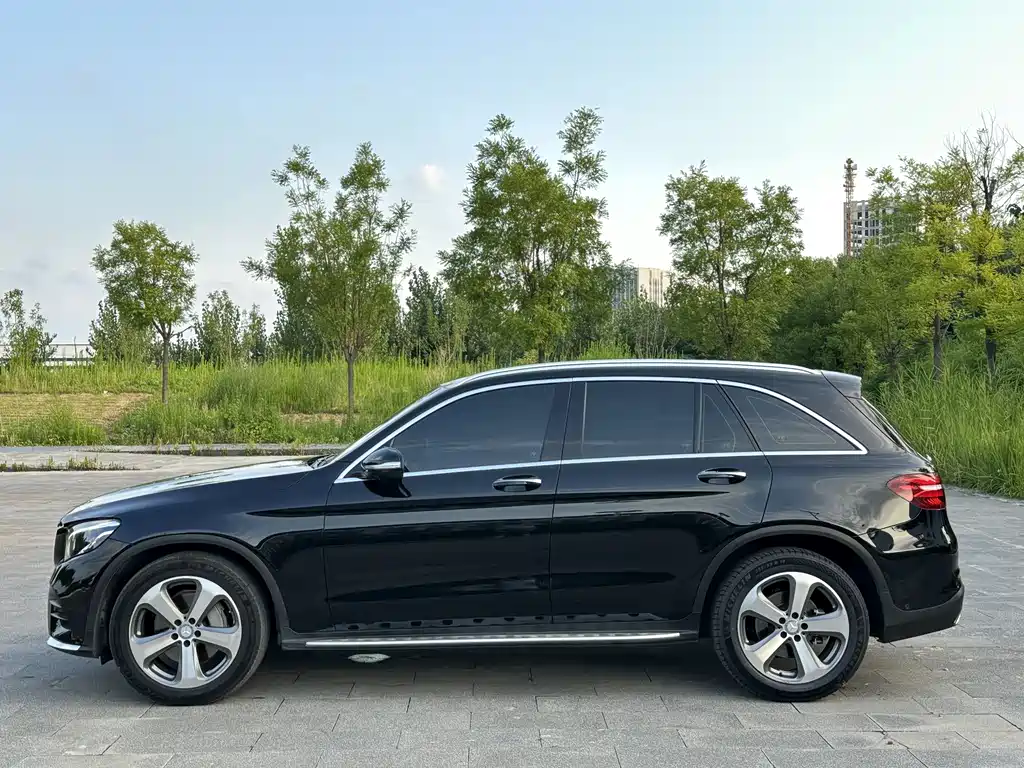 Mercedes-Benz GLC 2017