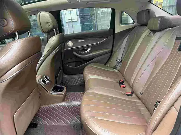 Mercedes-Benz E-Class 2021