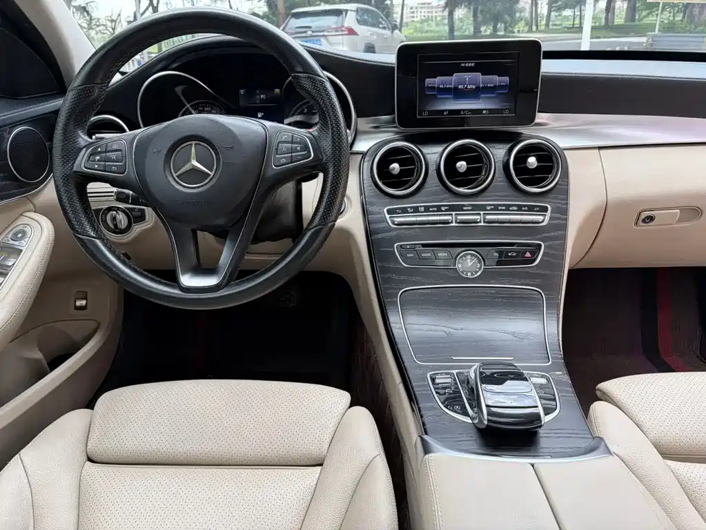 Mercedes-Benz C-Class 2016 — фото 13