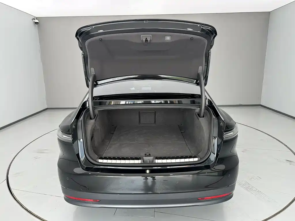 NIO ET7 2022