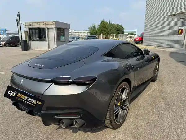 Ferrari Roma 2023