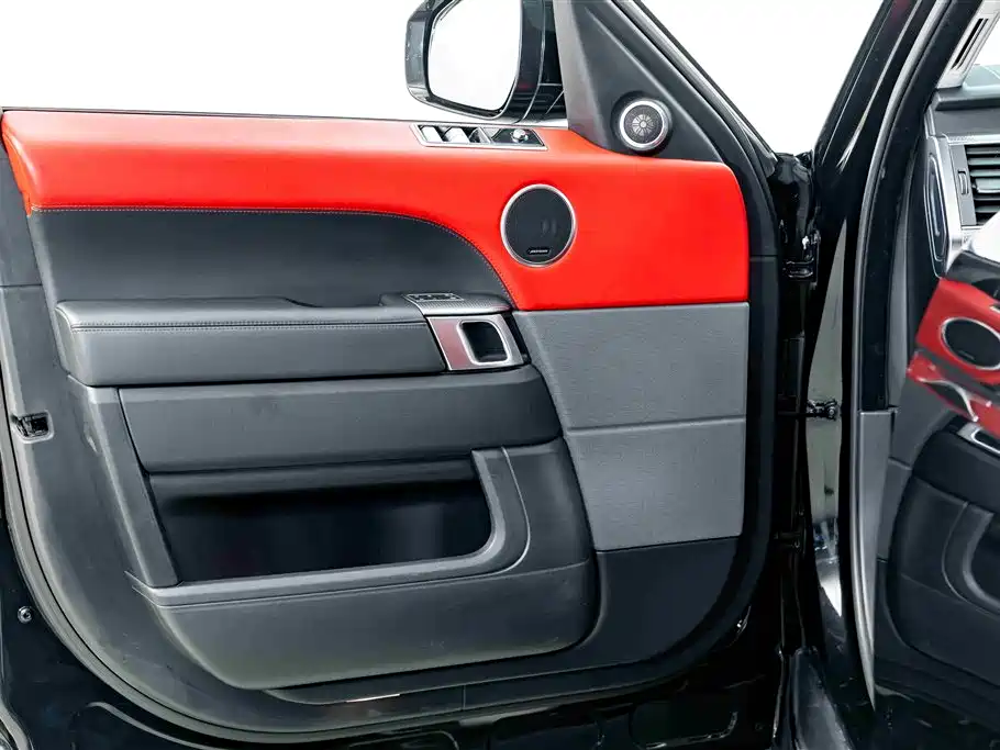 Land Rover Sport 2021 — фото 17