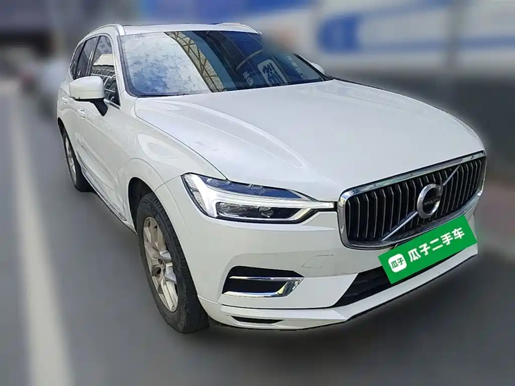 Volvo XC60 2020 — фото 7