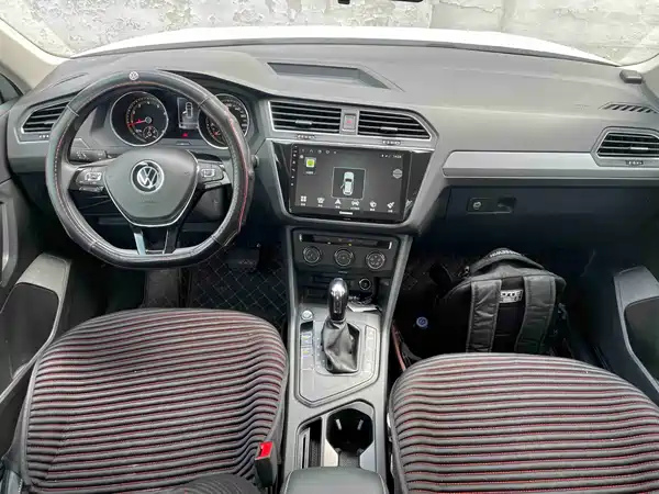 Volkswagen Tiguan L 2021