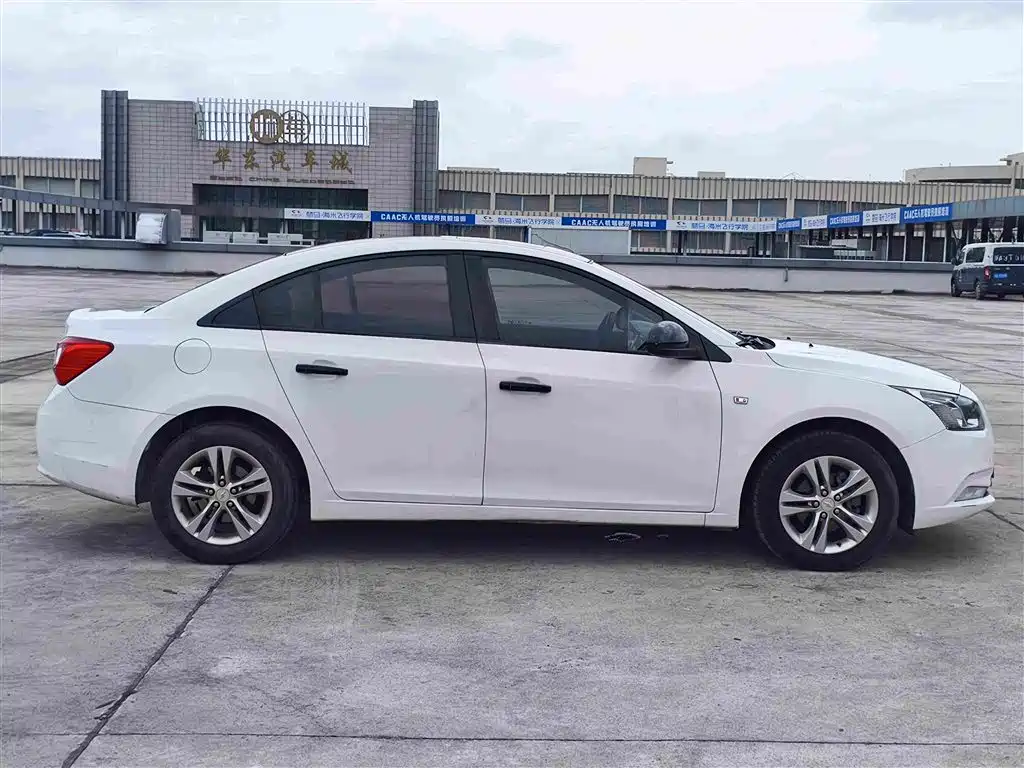 Chevrolet Cruze 2015