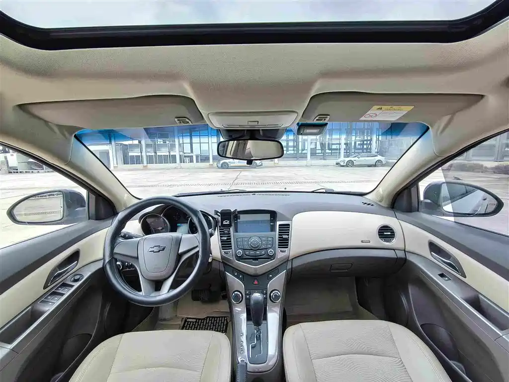 Chevrolet Cruze 2015 — фото 14