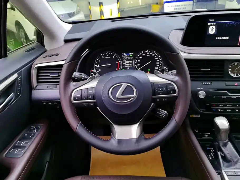 Lexus RX 2021 — фото 15