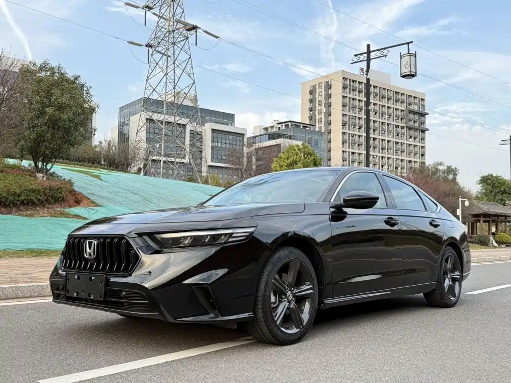 Honda Inspire 2023 — фото 1