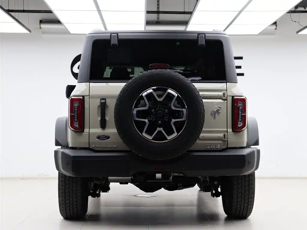 Ford Bronco 2025 — фото 26