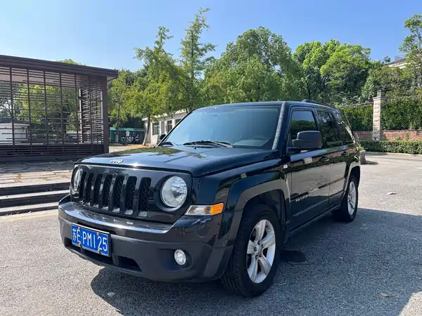 Jeep Freelancer 2014