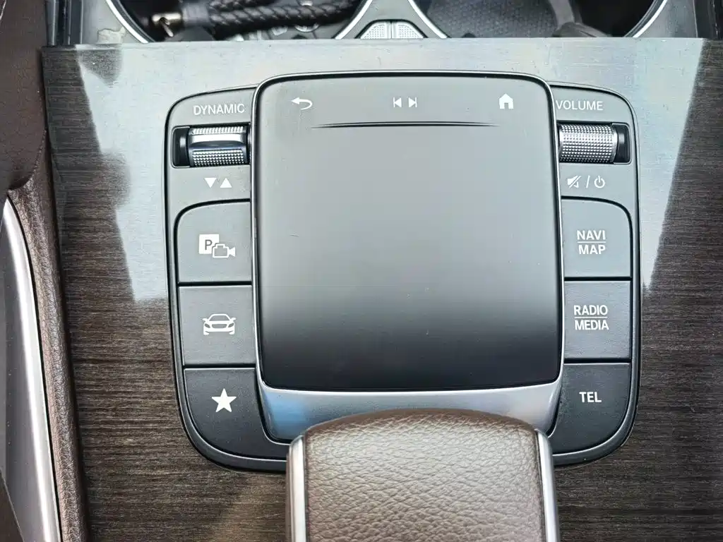 Mercedes-Benz GLE 2020 — фото 27