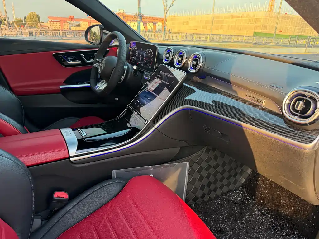 Mercedes-Benz C-Class AMG 2024 — фото 11