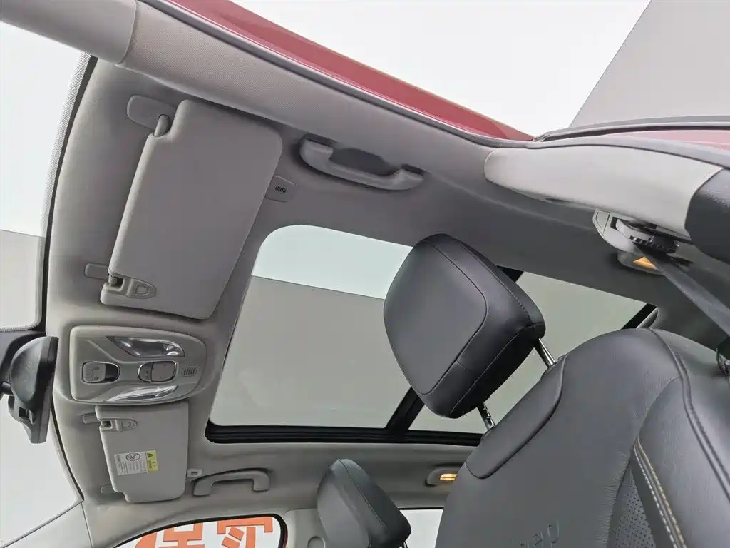 Jeep Compass 2018 — фото 14