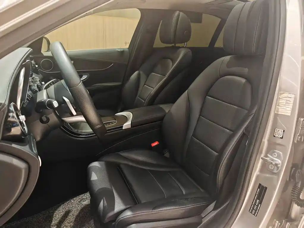 Mercedes-Benz C-Class 2020 — фото 18