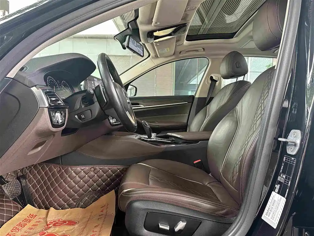 BMW 5 Series 2019