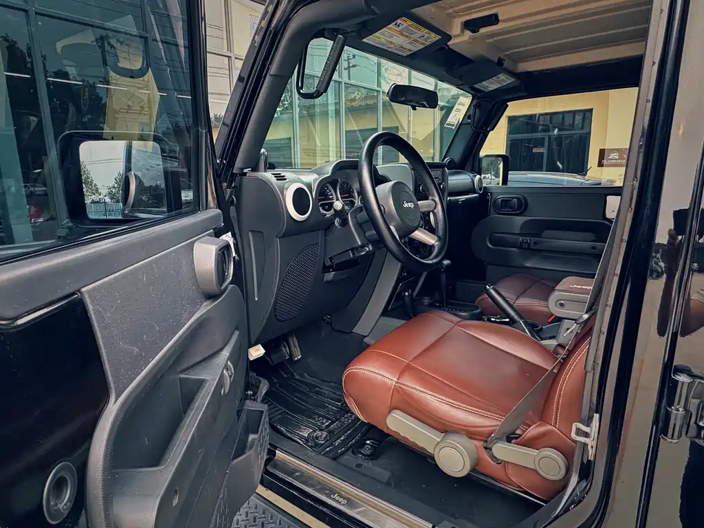 Jeep Wrangler 2008 — фото 22