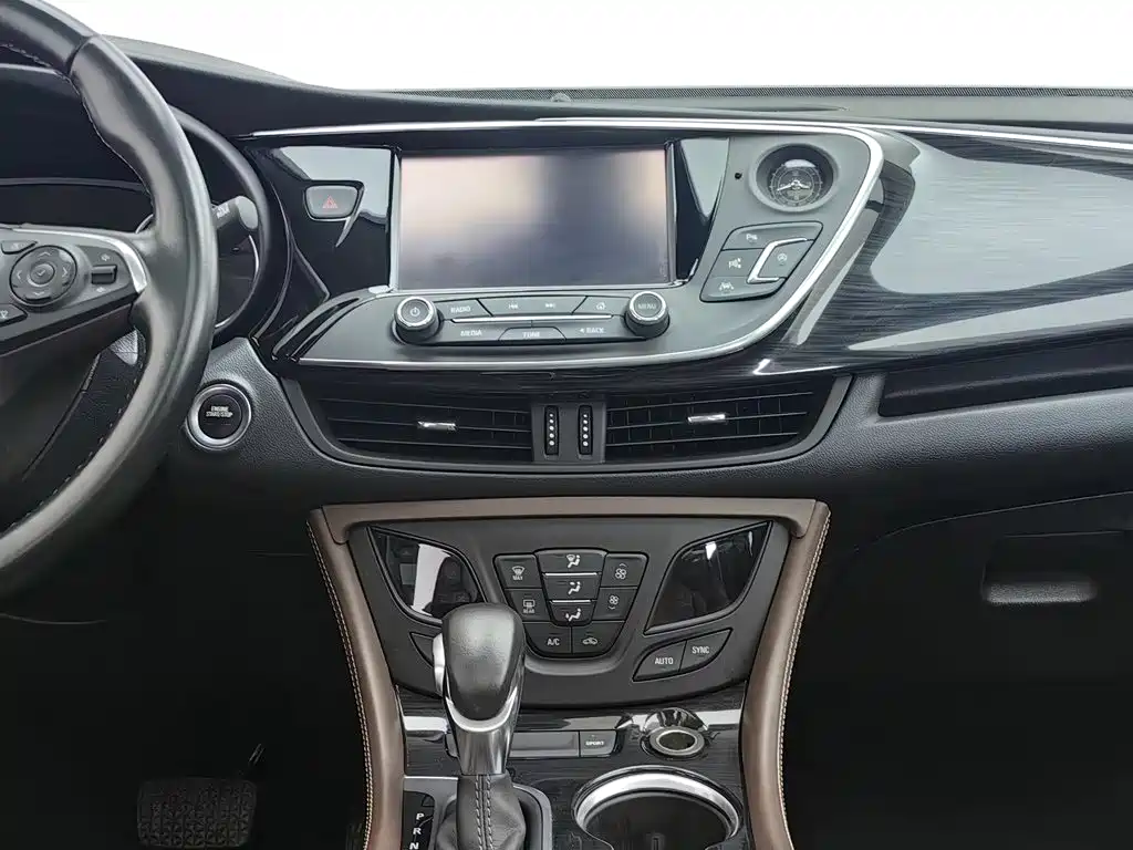 Buick Envision Plus 2018 — фото 12