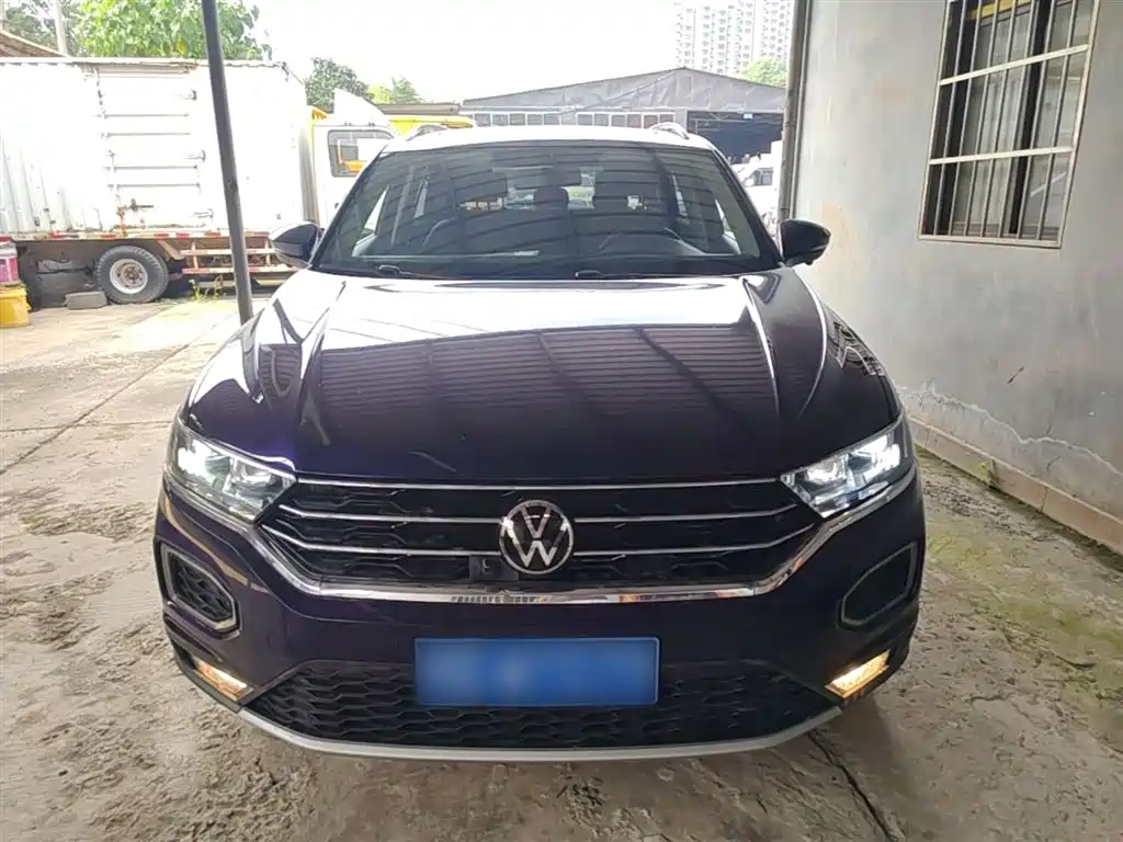 Volkswagen T-Roc 2021 — фото 3