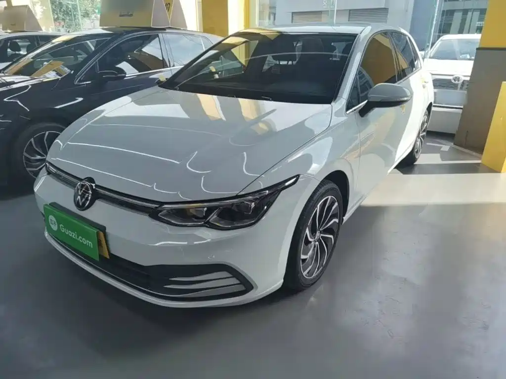 Volkswagen Golf 2023