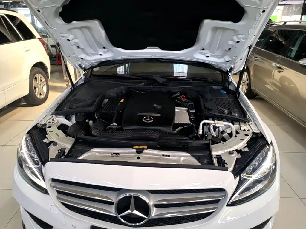 Mercedes-Benz C-Class 2017 — фото 20