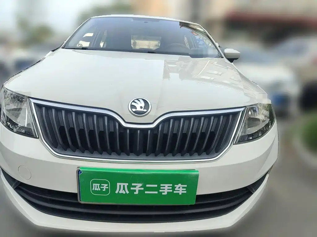 Skoda Rapid 2020 — фото 24