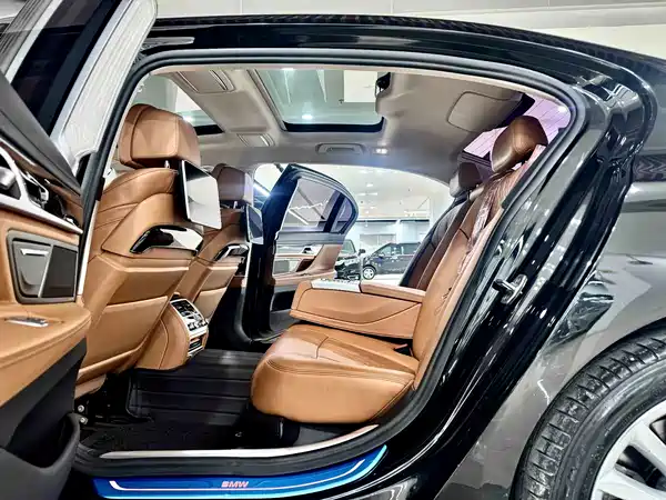 BMW 7 Series 2017