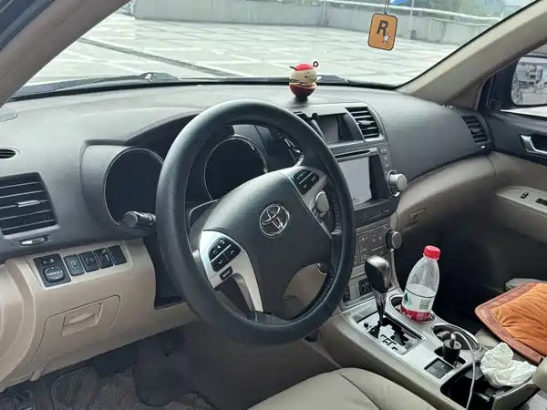 Toyota Highlander 2014