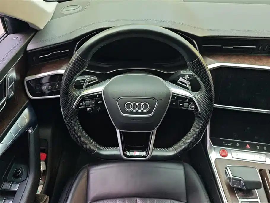 Audi A6 2020 — фото 14