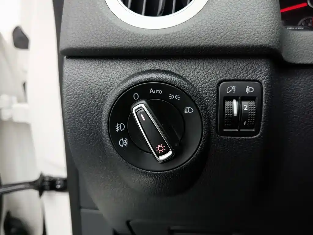 Volkswagen Tiguan 2015 — фото 21
