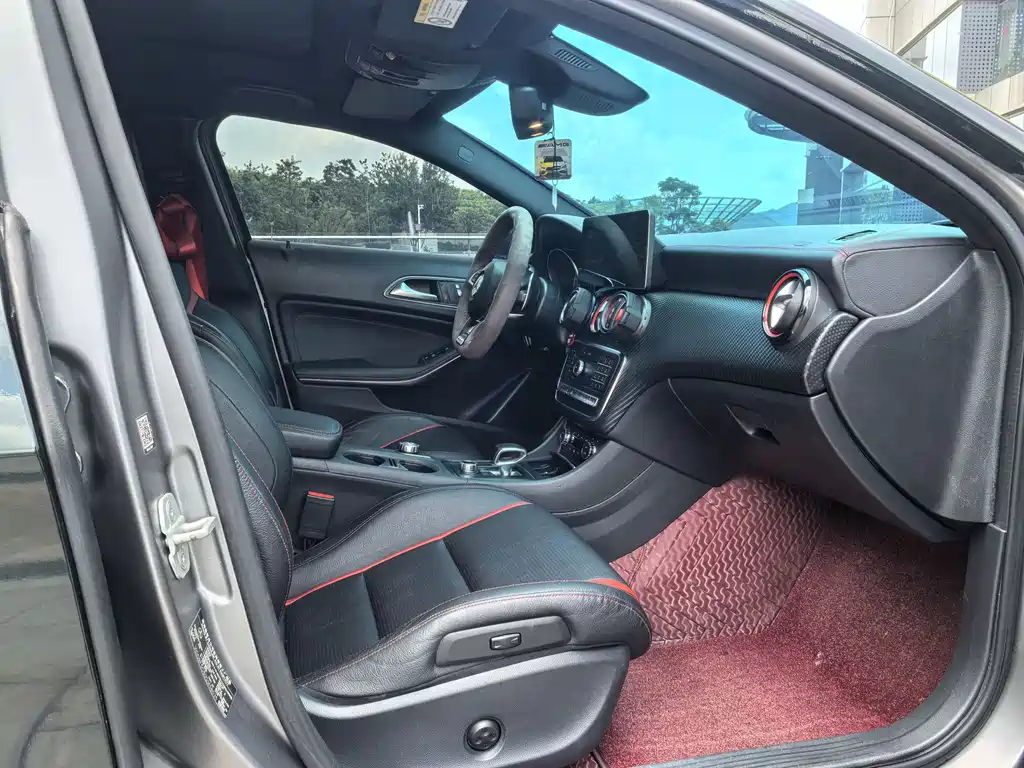 Mercedes-Benz A-Class AMG 2016 — фото 15