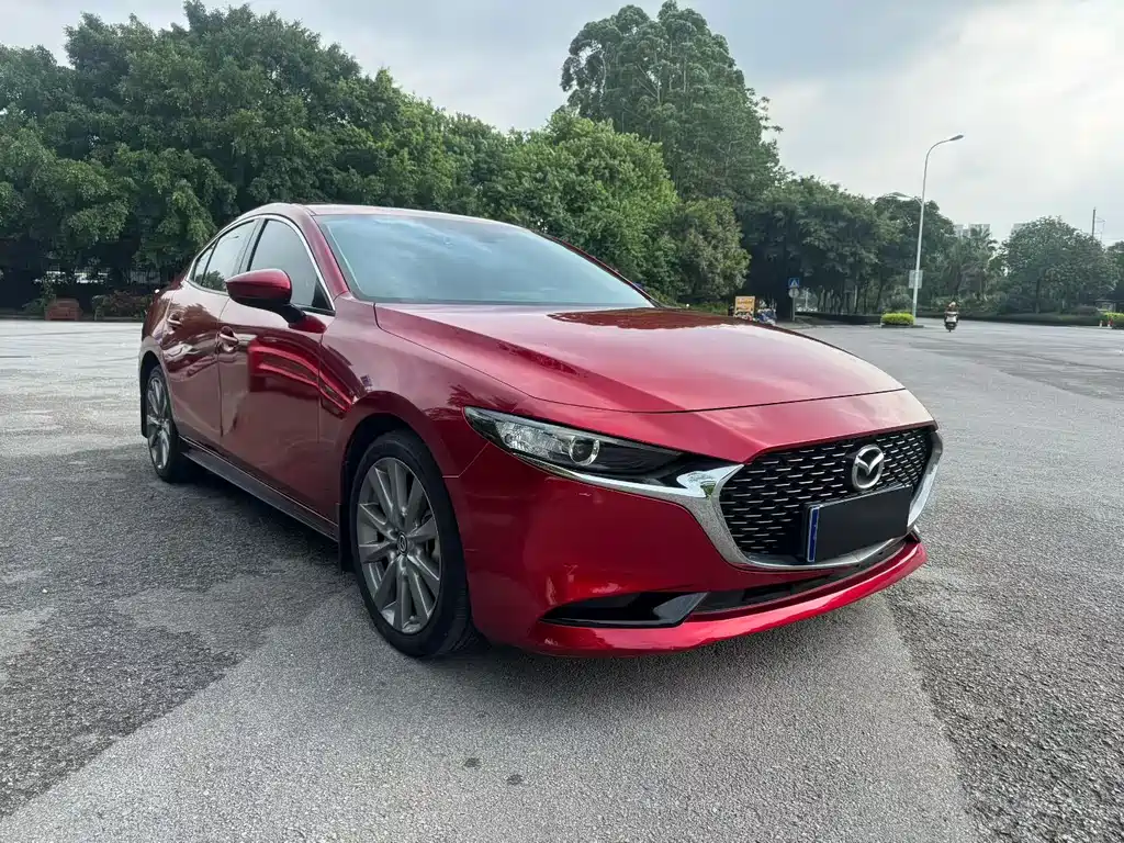 Mazda 3 Axela 2022