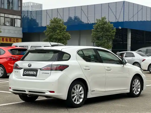 Lexus CT 2013