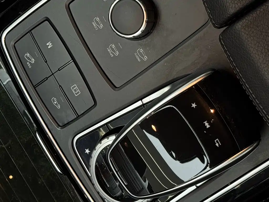Mercedes-Benz GLE 2018 — фото 11