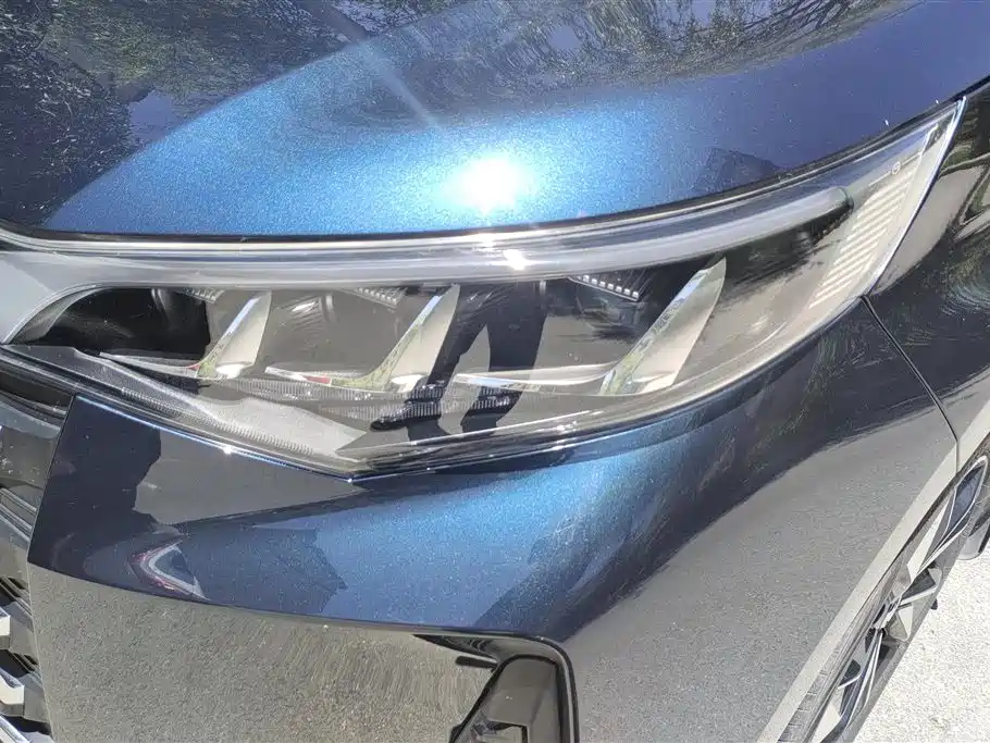 GAC Motor Trumpchi M6 2023 — фото 5