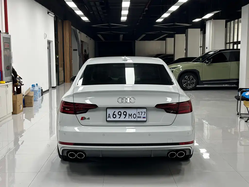 Audi S4 2019 — фото 4