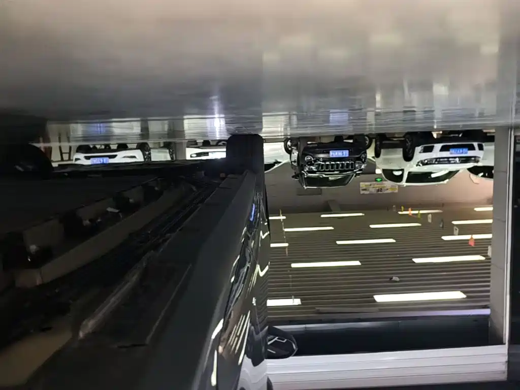 BYD Seal 05 DM-i 2026 — фото 22