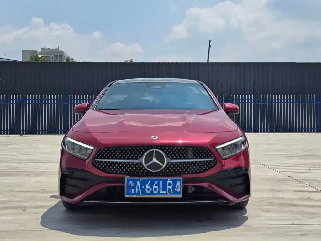 Mercedes-Benz A-Class 2023 — фото 3