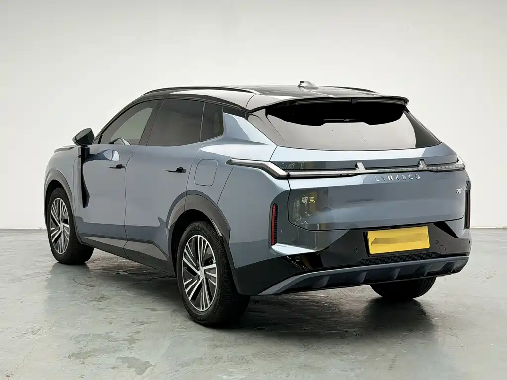 Lynk & Co 08 EM-P 2024 — фото 4