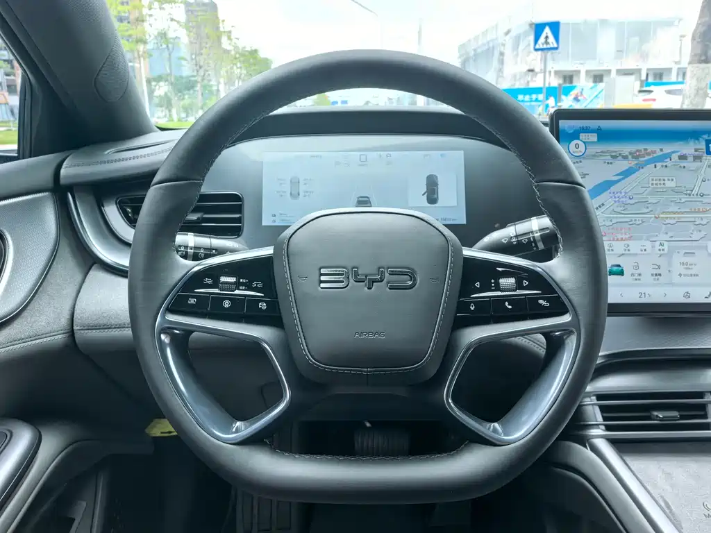 BYD Seal 07 DM-i 2024 — фото 10